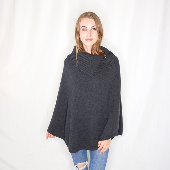 Theory Sweaters - THEORY Grey Zipper Neck Wool Poncho S 751